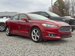  2014 Ford Fusion 4d Sedan SE at Peters Auto Mall near High Point, NC