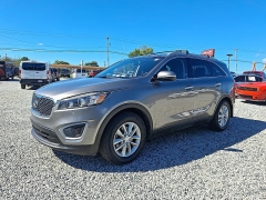 Used 2017 Kia Sorento 4d SUV FWD LX at Peters Auto Mall near High Point, NC