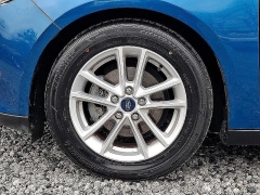 Used 2018  Ford Focus 4d Hatchback SE at Peters Auto Mall near High Point&comma; NC