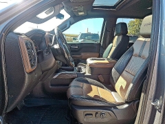 Used 2020  Chevrolet Silverado 1500 4WD Crew Cab High Country at Peters Auto Mall near High Point, NC