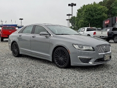  2017 Lincoln MKZ 4d Sedan AWD Reserve at Peters Auto Mall near High Point, NC