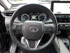 Used 2023  Toyota Venza XLE AWD at Peters Auto Mall near High Point&comma; NC