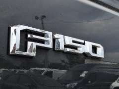 Used 2017  Ford F-150 4WD SuperCrew XLT 5 1&sol;2 at Peters Auto Mall near High Point&comma; NC