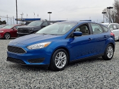Used 2018  Ford Focus 4d Hatchback SE at Peters Auto Mall near High Point&comma; NC