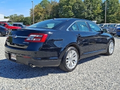 Used 2018  Ford Taurus 4d Sedan FWD Limited at Peters Auto Mall near High Point&comma; NC