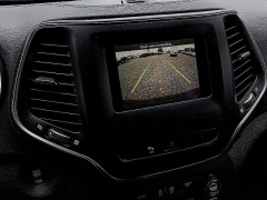 Used 2019  Jeep Cherokee 4d SUV FWD Latitude Plus Altitude 2.4L at Peters Auto Mall near High Point, NC