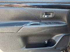 Used 2019 Mitsubishi Outlander 4d SUV FWD SE at Peters Auto Mall near High Point, NC