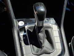 Used 2024  Volkswagen Taos SE FWD at Peters Auto Mall near High Point&comma; NC