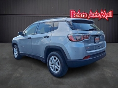 Used 2018  Jeep Compass 4d SUV FWD Sport at Peters Auto Mall near High Point, NC