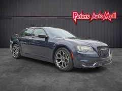  2018 Chrysler 300 4d Sedan RWD Touring at Peters Auto Mall near High Point, NC