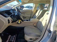 Used 2017 Ford Taurus 4d Sedan FWD SE V6 at Peters Auto Mall near High Point, NC