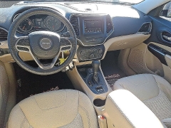 Used 2020  Jeep Cherokee 4d SUV FWD Latitude 2.4L at Peters Auto Mall near High Point, NC