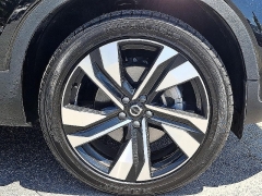 Used 2023  Volvo XC40 B5 AWD Plus Dark Theme at Peters Auto Mall near High Point&comma; NC