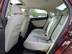 Used 2020  Honda Insight 4d Sedan Touring at Peters Auto Mall near High Point&comma; NC