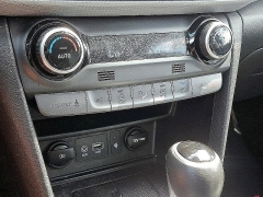 Used 2021  Hyundai Kona Limited DCT AWD at Peters Auto Mall near High Point, NC