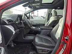 Used 2022  Toyota Sienna XSE AWD 7-Passenger at Peters Auto Mall near High Point&comma; NC