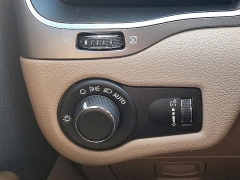 Used 2020  Jeep Cherokee 4d SUV FWD Latitude 2.4L at Peters Auto Mall near High Point, NC