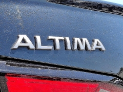 Used 2023  Nissan Altima 2&period;5 SR AWD Sedan at Peters Auto Mall near High Point&comma; NC