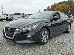Used 2020  Nissan Altima 4d Sedan FWD 2.5L S at Peters Auto Mall near High Point, NC