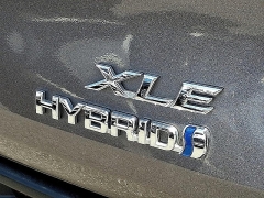 Used 2021 Toyota Sienna XLE FWD 8-Passenger at Peters Auto Mall near High Point, NC