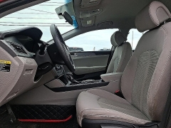 Used 2017  Hyundai Sonata 4d Sedan at Peters Auto Mall near High Point&comma; NC