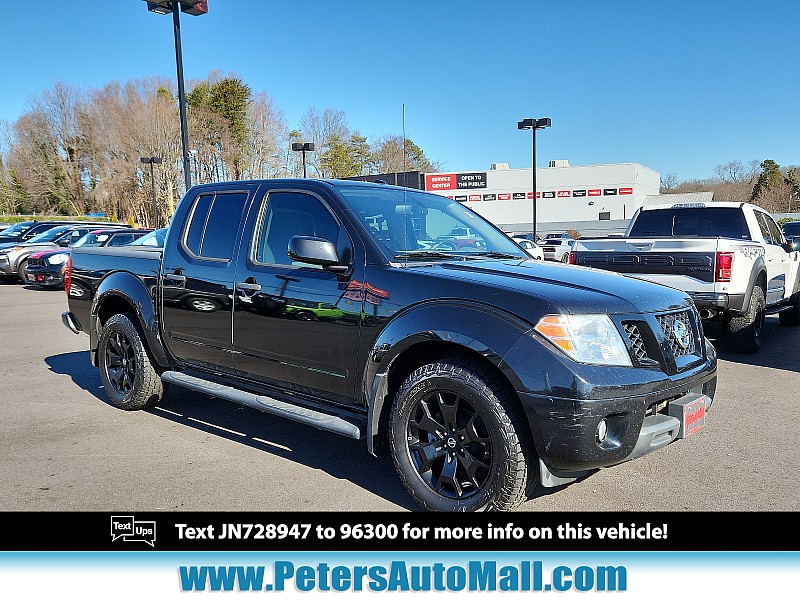 Used 2018  Nissan Frontier 2WD Crew Cab SV at Peters Auto Mall near High Point, NC