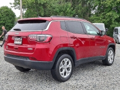 Used 2024  Jeep Compass Latitude 4x4 at Peters Auto Mall near High Point&comma; NC