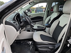 Used 2019  Jeep Compass 4d SUV FWD Latitude at Peters Auto Mall near High Point&comma; NC
