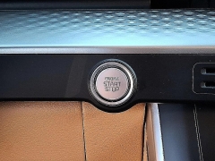 Used 2024  Kia Carnival LX FWD at Peters Auto Mall near High Point&comma; NC