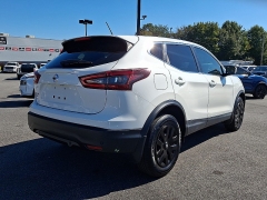 Used 2020  Nissan Rogue 4d SUV FWD S at Peters Auto Mall near High Point&comma; NC