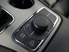 Used 2020  Jeep Grand Cherokee 4d SUV 4WD Limited V6 at Peters Auto Mall near High Point&comma; NC