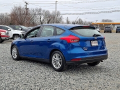 Used 2018  Ford Focus 4d Hatchback SE at Peters Auto Mall near High Point&comma; NC
