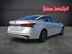 Used 2021  Nissan Altima 2&period;5 S Sedan at Peters Auto Mall near High Point&comma; NC