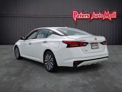 Used 2025  Nissan Altima SV FWD at Peters Auto Mall near High Point&comma; NC
