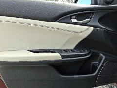 Used 2020  Honda Insight 4d Sedan Touring at Peters Auto Mall near High Point&comma; NC