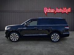 Used 2024  Lincoln Navigator Reserve 4x4 at Peters Auto Mall near High Point&comma; NC