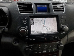 Used 2012  Toyota Highlander Hybrid 4d SUV AWD Limited at Peters Auto Mall near High Point&comma; NC