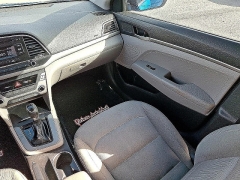 Used 2017  Hyundai Elantra 4d Sedan SE Auto at Peters Auto Mall near High Point&comma; NC