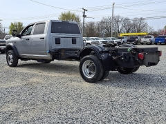 Used 2023  Ram 5500 Cab-Chassis 4WD Tradesman Crew Cab 84" CA 197&period;4" WB at Peters Auto Mall near High Point&comma; NC