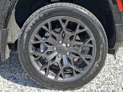 Used 2024  Jeep Grand Cherokee 4xe Summit 4x4 at Peters Auto Mall near High Point&comma; NC