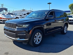 Used 2022  Jeep Grand Cherokee L Limited 4x4 at Peters Auto Mall near High Point&comma; NC