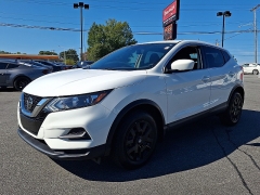 Used 2020  Nissan Rogue 4d SUV FWD S at Peters Auto Mall near High Point&comma; NC
