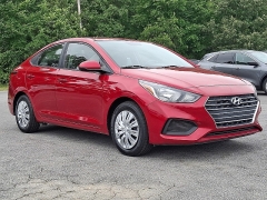  2020 Hyundai Accent 4d Sedan SE Auto at Peters Auto Mall near High Point, NC