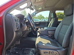 Used 2019  Chevrolet Silverado 1500 4WD Crew Cab LT at Peters Auto Mall near High Point&comma; NC