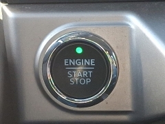 Used 2022  Ford F-150 4WD XLT SuperCrew 5&period;5' Box at Peters Auto Mall near High Point&comma; NC