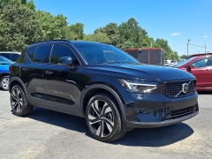  2023 Volvo XC40 B5 AWD Plus Dark Theme at Peters Auto Mall near High Point, NC