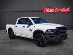  2024 Ram 1500 Classic 2WD Warlock Crew Cab 5'7