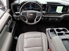 Used 2022  Chevrolet Silverado 1500 2WD Crew Cab 147" LT at Peters Auto Mall near High Point&comma; NC