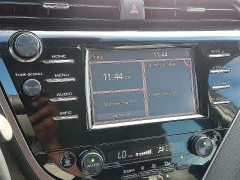 Used 2018  Toyota Camry 4d Sedan XLE at Peters Auto Mall near High Point, NC