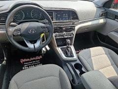 Used 2020 Hyundai Elantra 4d Sedan SEL at Peters Auto Mall near High Point, NC